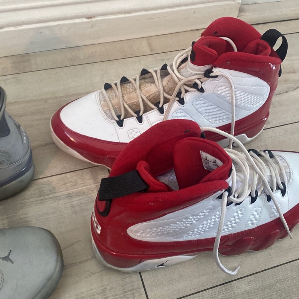 Nike Air Jordan 9 Retro Gym Red 302370–160 Size 12 men’s sneaker shoes